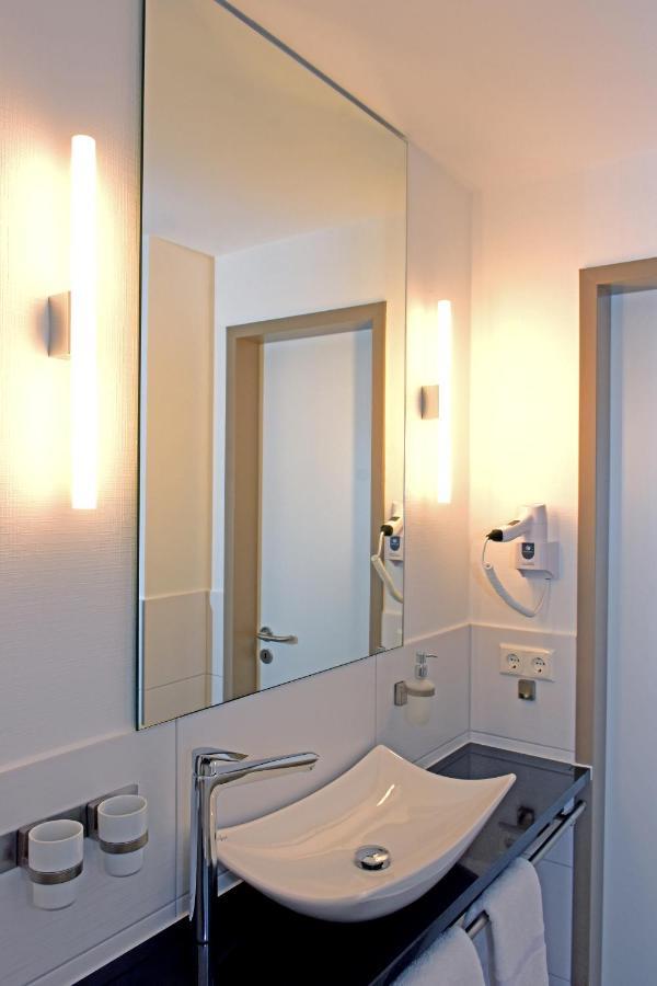 Hotel Der Eichenhof Hellwege Esterno foto